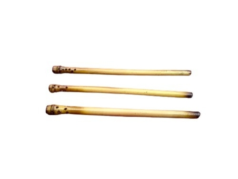 Bombillas para mate de caña natural, modelo tradicional, sobre fondo blanco.